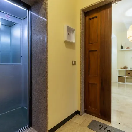 Apartment Sonnino House *